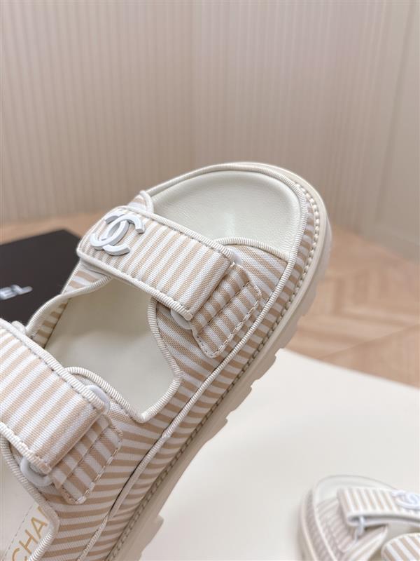 20251128184437363 280